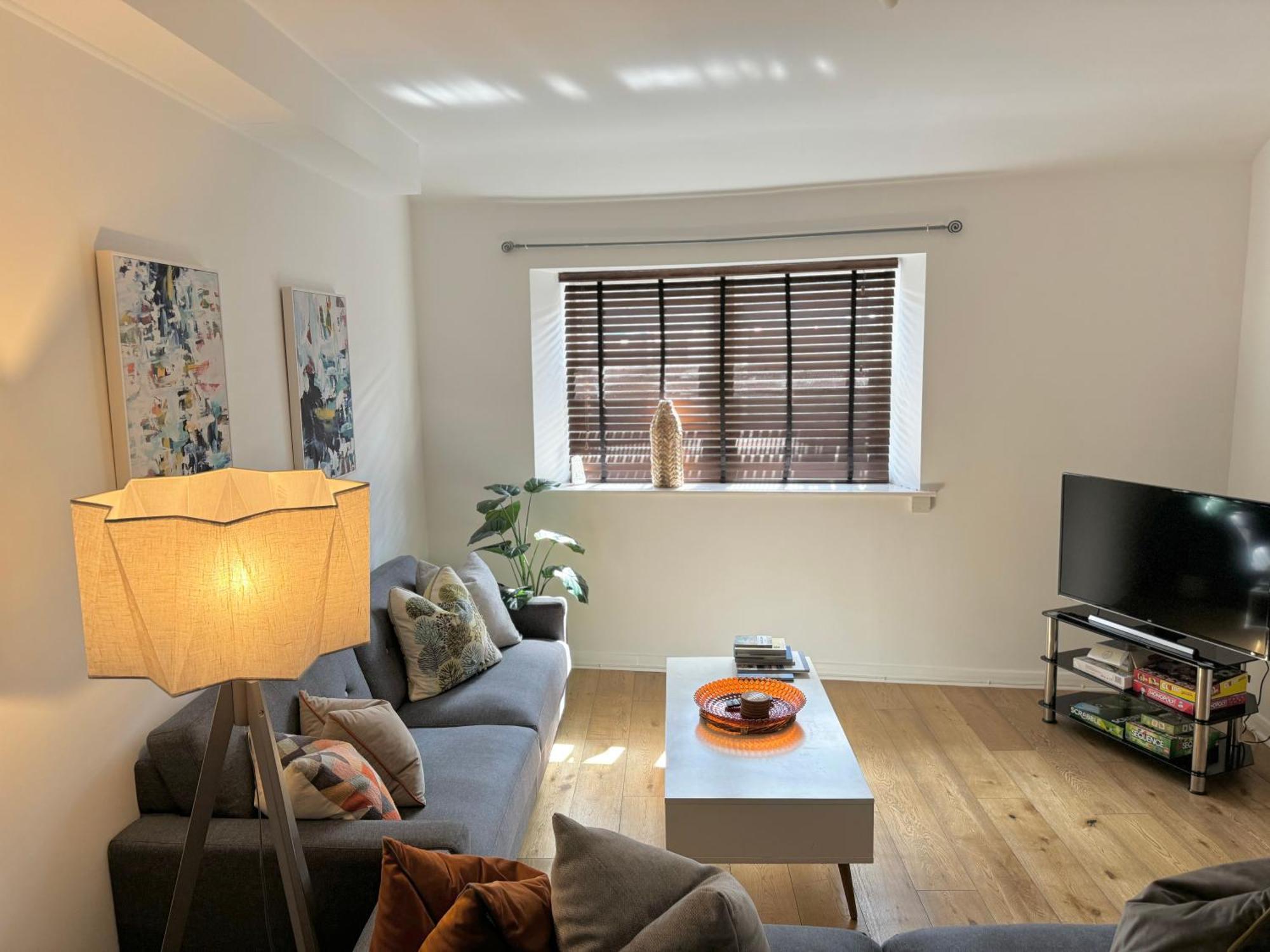 Nordic Suites Ulverston Eksteriør billede