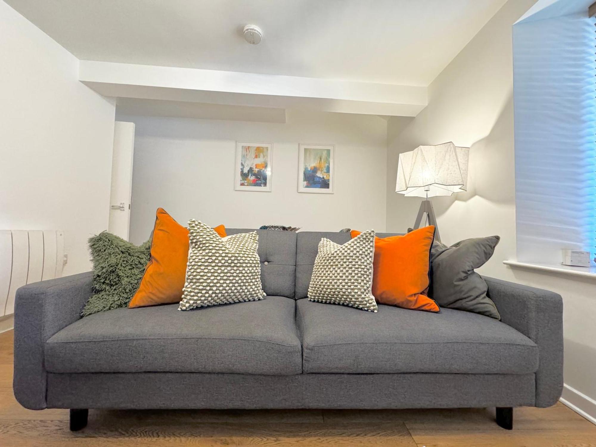 Nordic Suites Ulverston Eksteriør billede